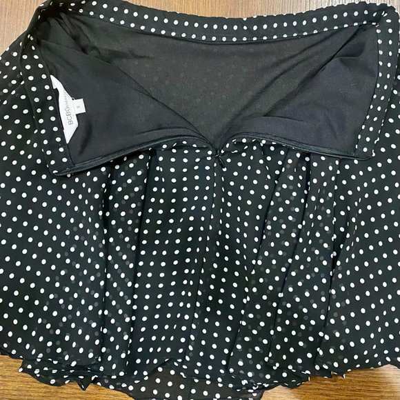 BCBC Generation Polka Dot flounce skirt - Picture 4 of 4